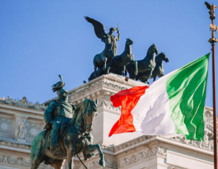 Italy Sends Contemporary Gambling License Papers to Treasury