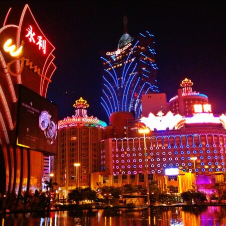 Crackdown on Illegal Cash Exchangers Boosts Macau GGR