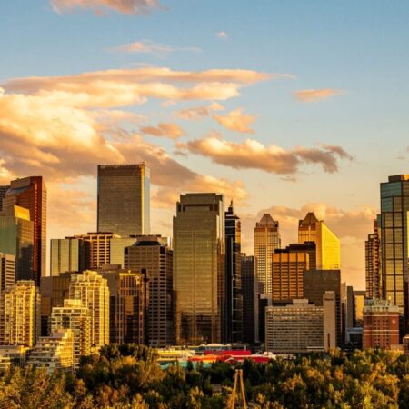 Alberta to Launch Online Gambling, Following Ontario Model