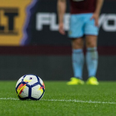 Crystal Palace and Wolves rating Net88 and DEBET as shirt sponsors