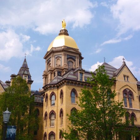Notre Dame suspends men’s swim program