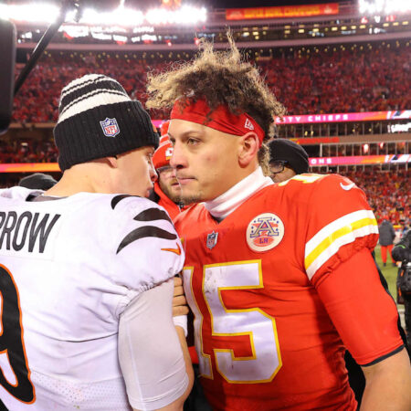 NFL Love Aims for Week 5 Comeback vs. Rams After Knee Injury