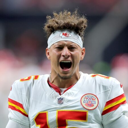 NFL – Mahomes Sets New Record for Wins in 1st 100 Starts