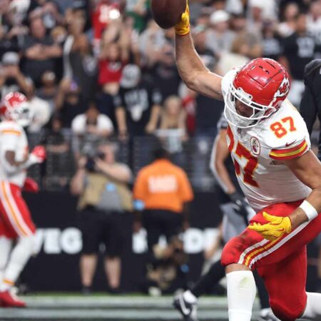 NFL TEs Break Single-Day Catch Record