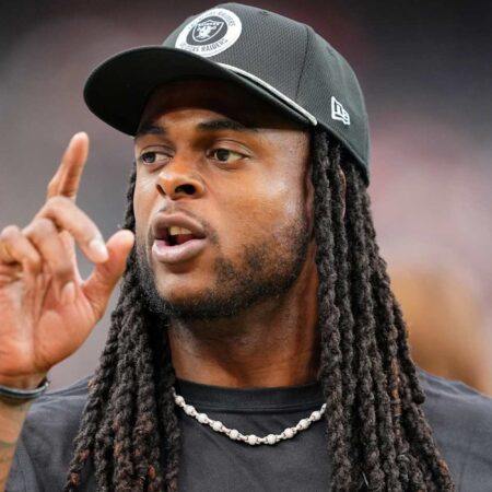 NFL – Adams Rumors: ‘Nothing’ with Ravens