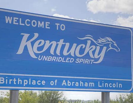 Gambling Machines Seized in Kentucky, 2 Arrested and Charged