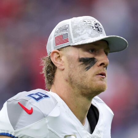 NFL Coach Criticizes Levis’ Instincts