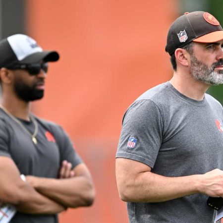 NFL Stefanski and Berry Expected Back in Cleveland