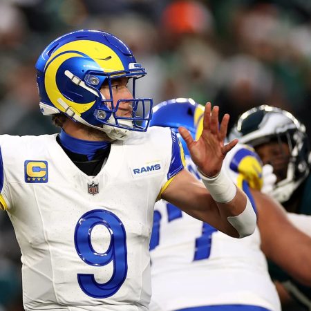 Stafford to Consider Future After Playoff Loss